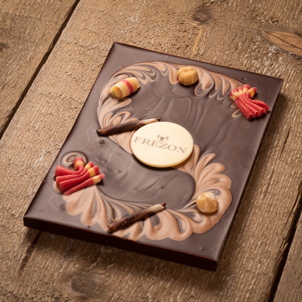https://frezon.nl/media/catalog/product/l/e/letter_handgemaakt_bijzonder_decor.jpg