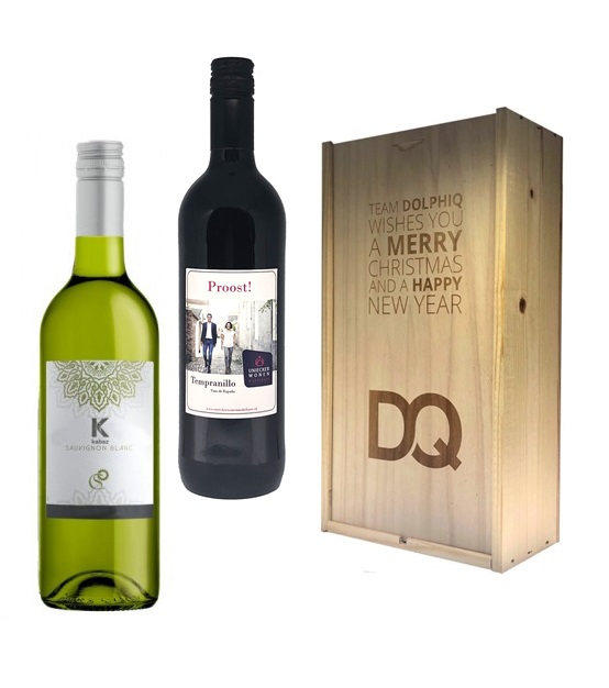 https://frezon.nl/media/catalog/product/w/i/wijnpakket-red_and_white-frezon-wijnen-met-eigen-etiket-actie-pakket.jpg